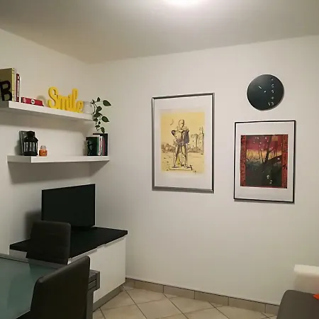 Poli Apartment *