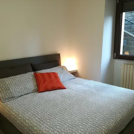 Poli Apartment *